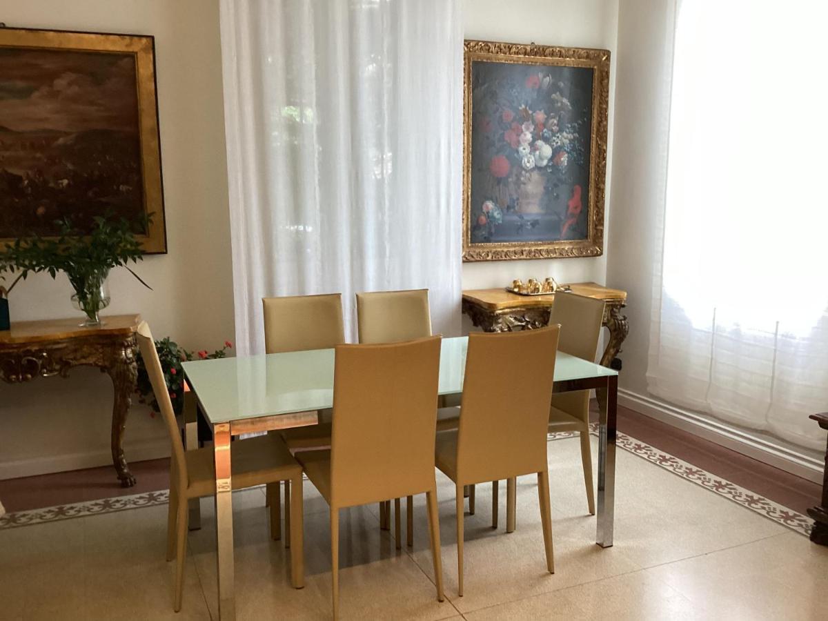 Bed and Breakfast Il Villino Della Duchessa Parma Exterior foto